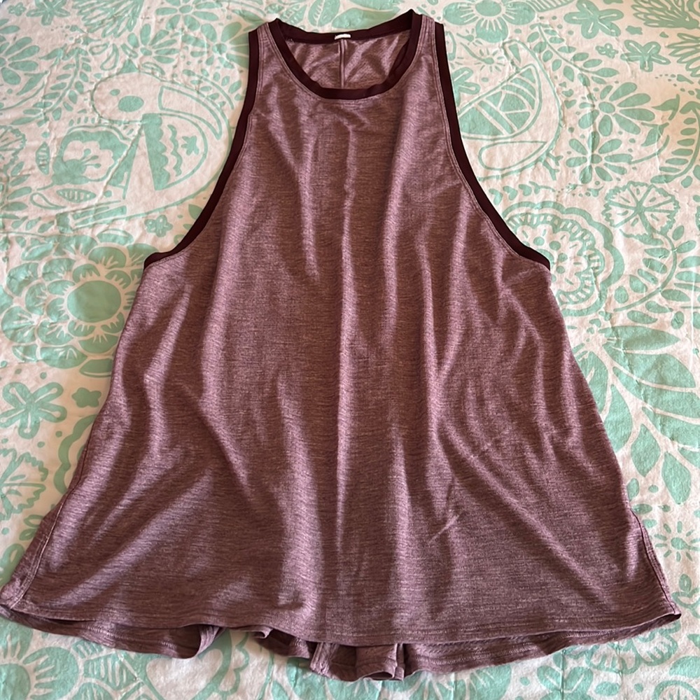 Lululemon tank top